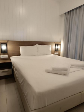 Sandy Suite 2